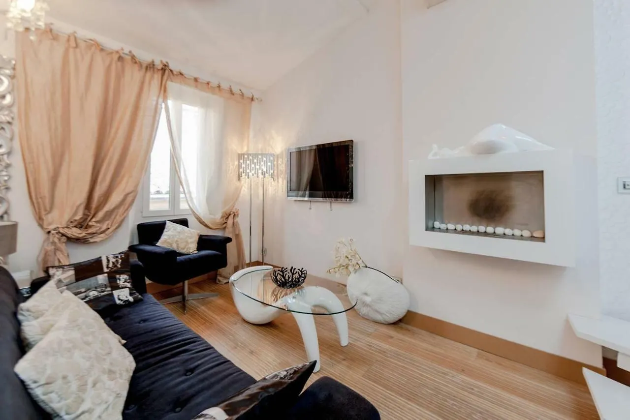 Elegante Appartmento Nel Quadrato D'Oro A St Tropez Σαιν-Τροπέ Διαμέρισμα